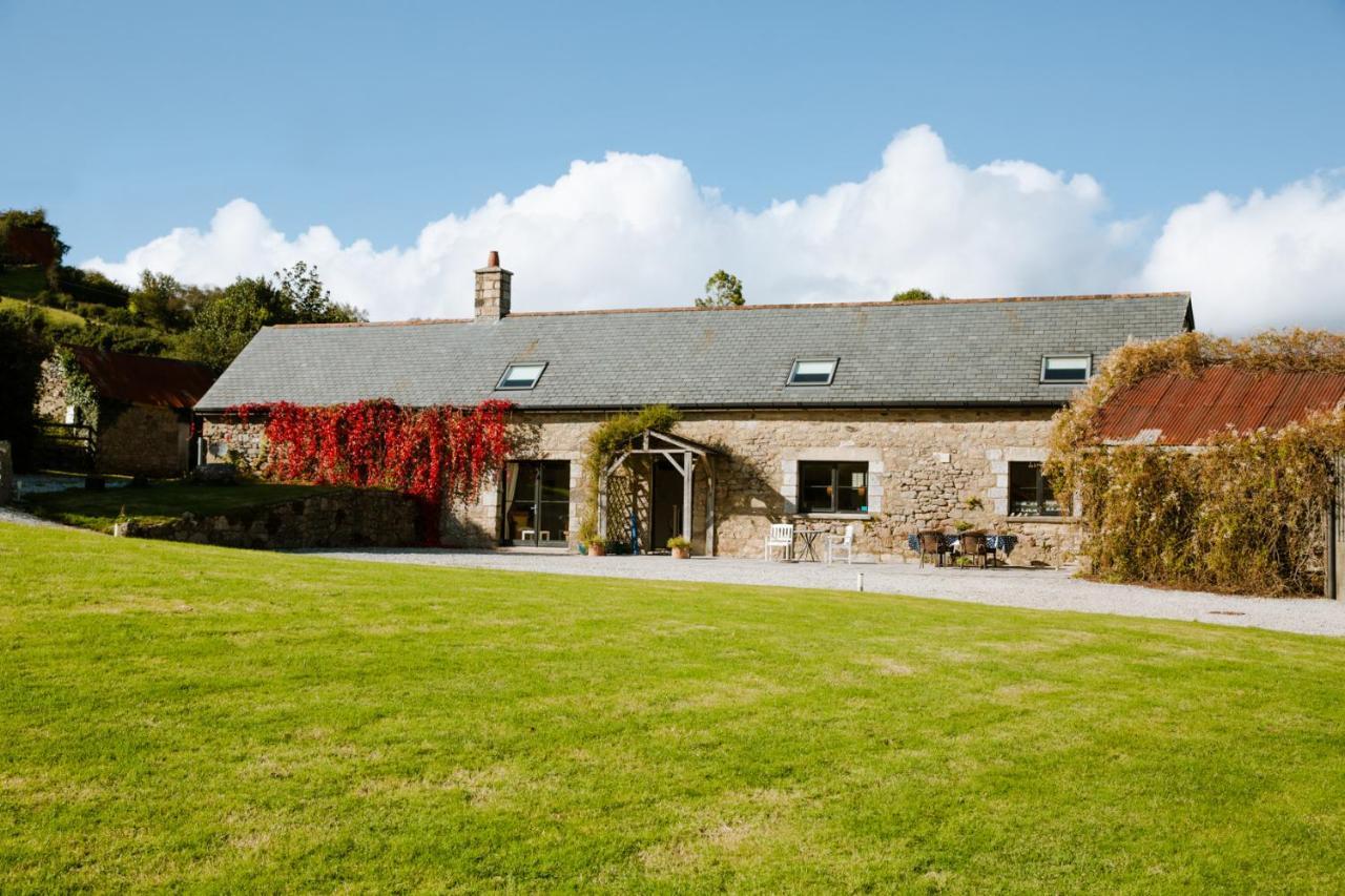 Higher Weddicott Barn Holiday Cottage - Self Catering تشاغفورد المظهر الخارجي الصورة