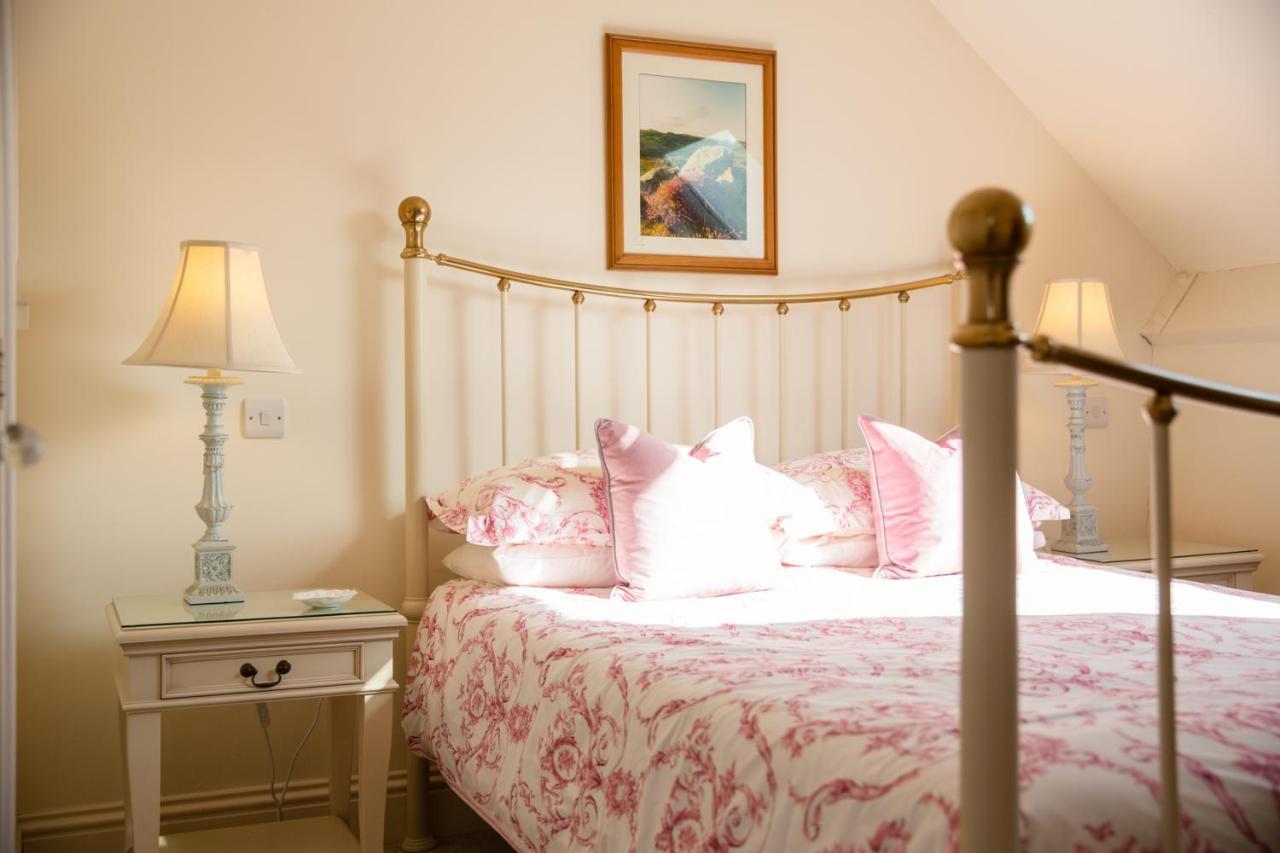 Higher Weddicott Barn Holiday Cottage - Self Catering تشاغفورد المظهر الخارجي الصورة