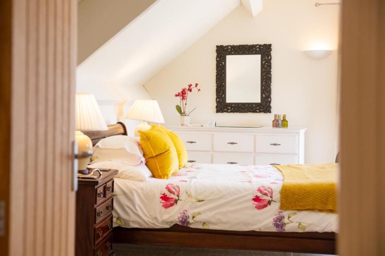 Higher Weddicott Barn Holiday Cottage - Self Catering تشاغفورد المظهر الخارجي الصورة