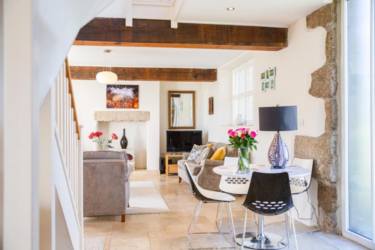 Higher Weddicott Barn Holiday Cottage - Self Catering تشاغفورد المظهر الخارجي الصورة