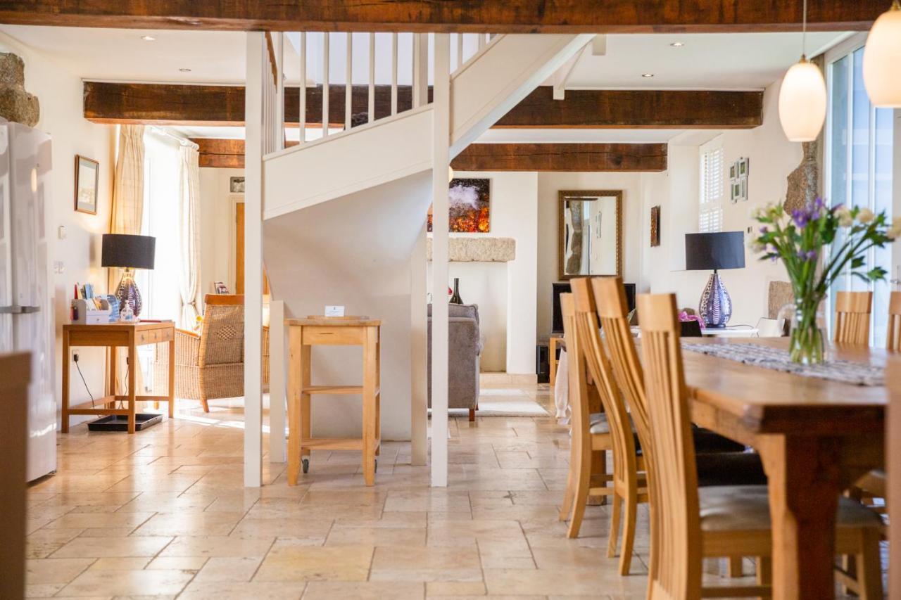 Higher Weddicott Barn Holiday Cottage - Self Catering تشاغفورد المظهر الخارجي الصورة