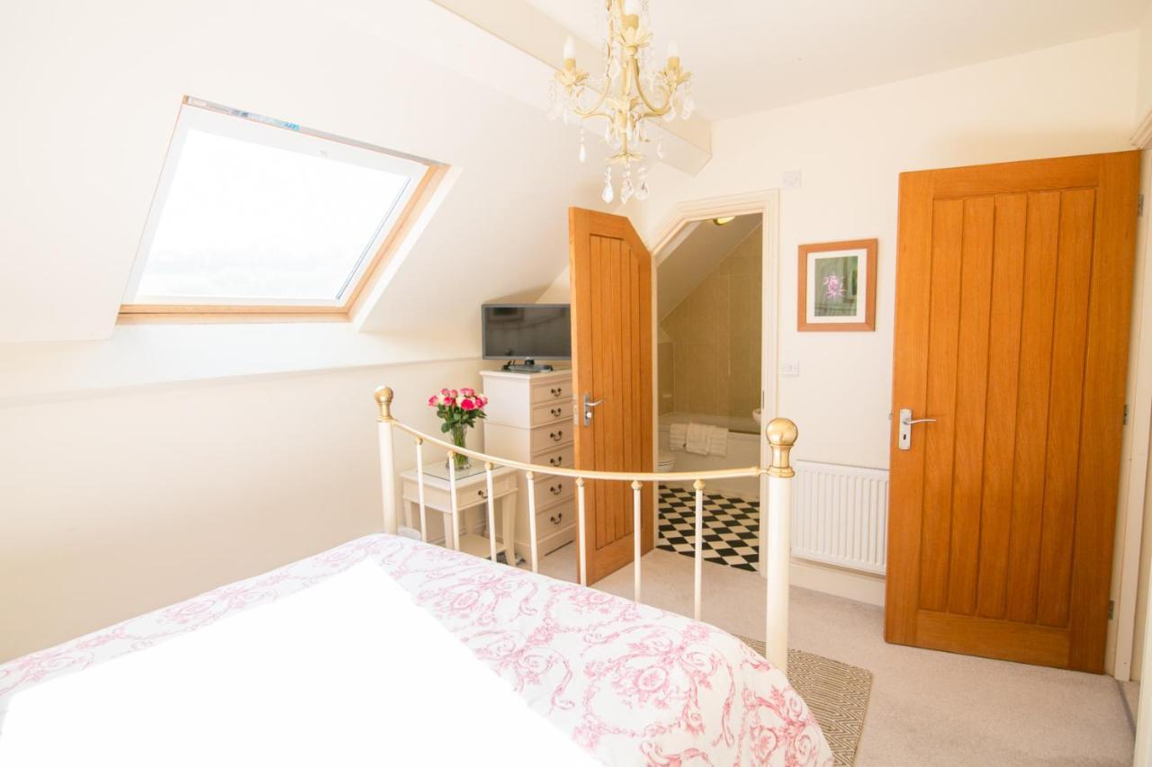 Higher Weddicott Barn Holiday Cottage - Self Catering تشاغفورد المظهر الخارجي الصورة