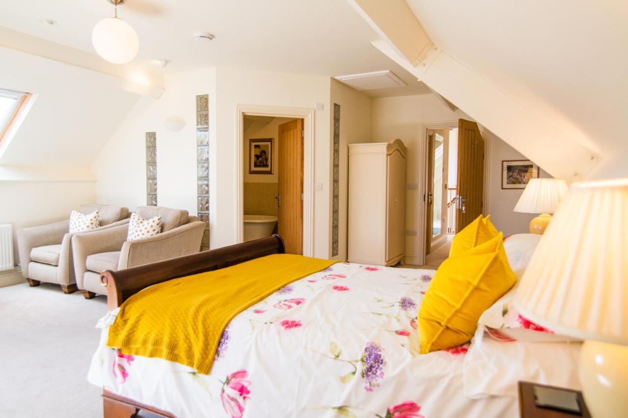 Higher Weddicott Barn Holiday Cottage - Self Catering تشاغفورد المظهر الخارجي الصورة