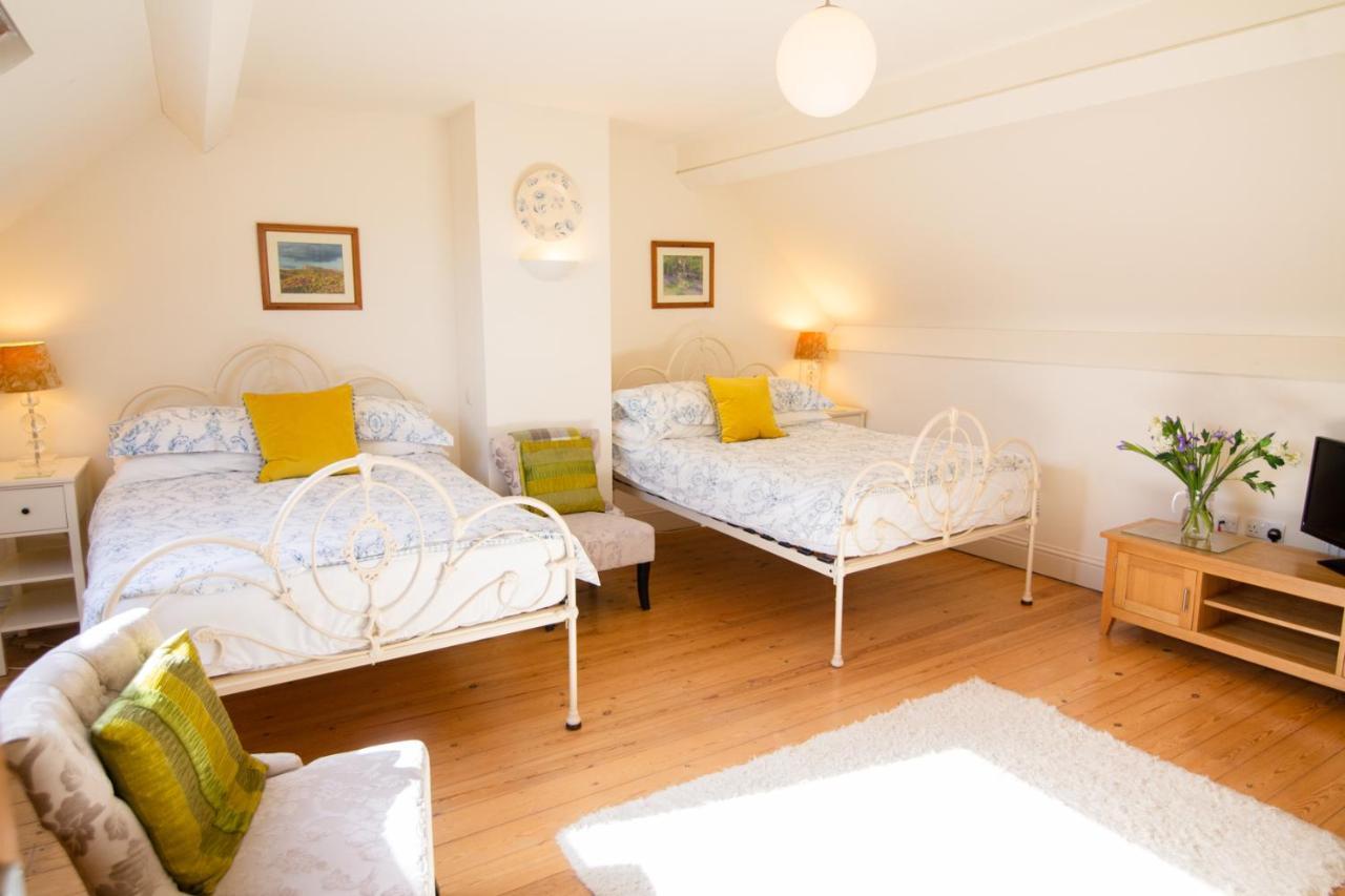 Higher Weddicott Barn Holiday Cottage - Self Catering تشاغفورد المظهر الخارجي الصورة
